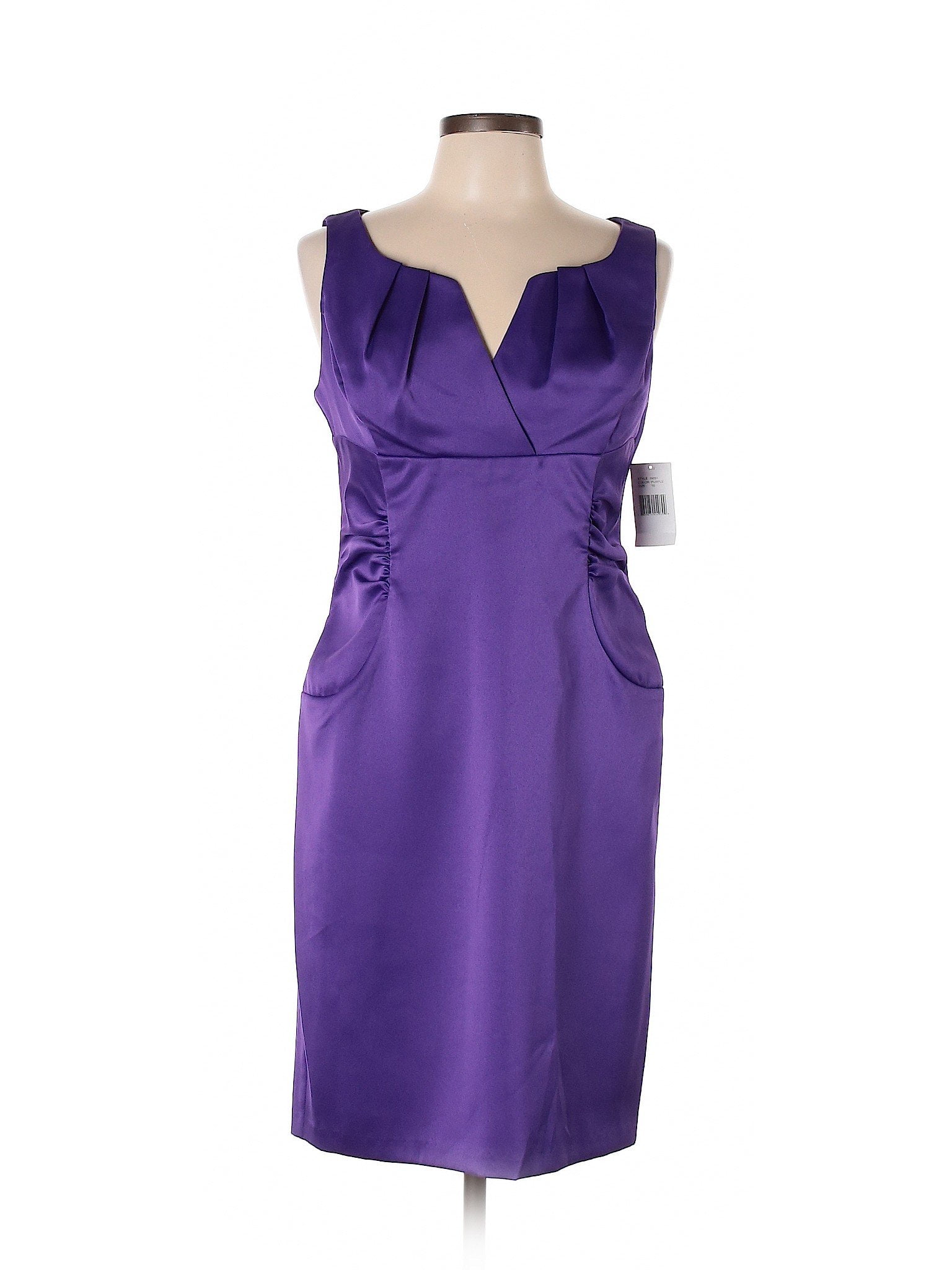ronni nicole velvet dress
