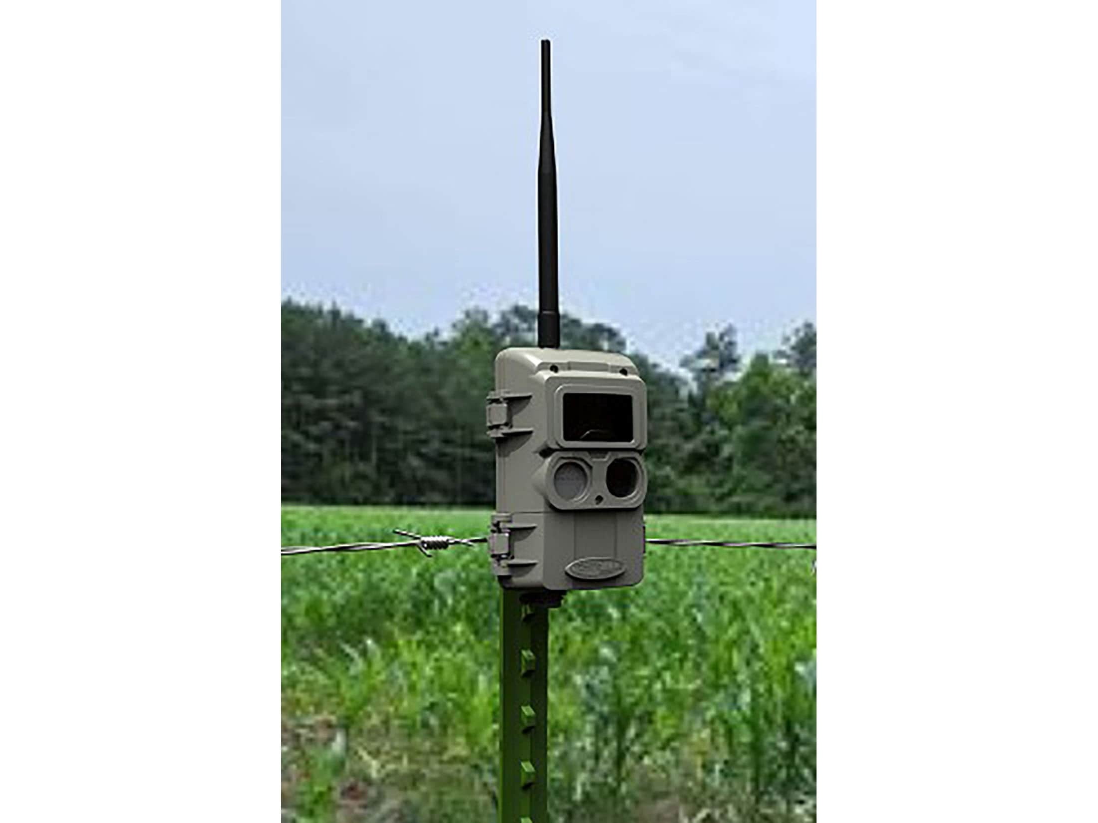 Cuddeback CuddeLink Zoom IR Trail Camera, High-Definition, 850nm IR LEDs, LTE Network, High Gain Antenna (LLZ-5A)