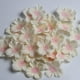 thumbnail image 4 of Pétalo de rosa de seda artificial de 500 piezas para decoración de banquete de champán SM SunniMix Pétalos de flores, 4 of 8
