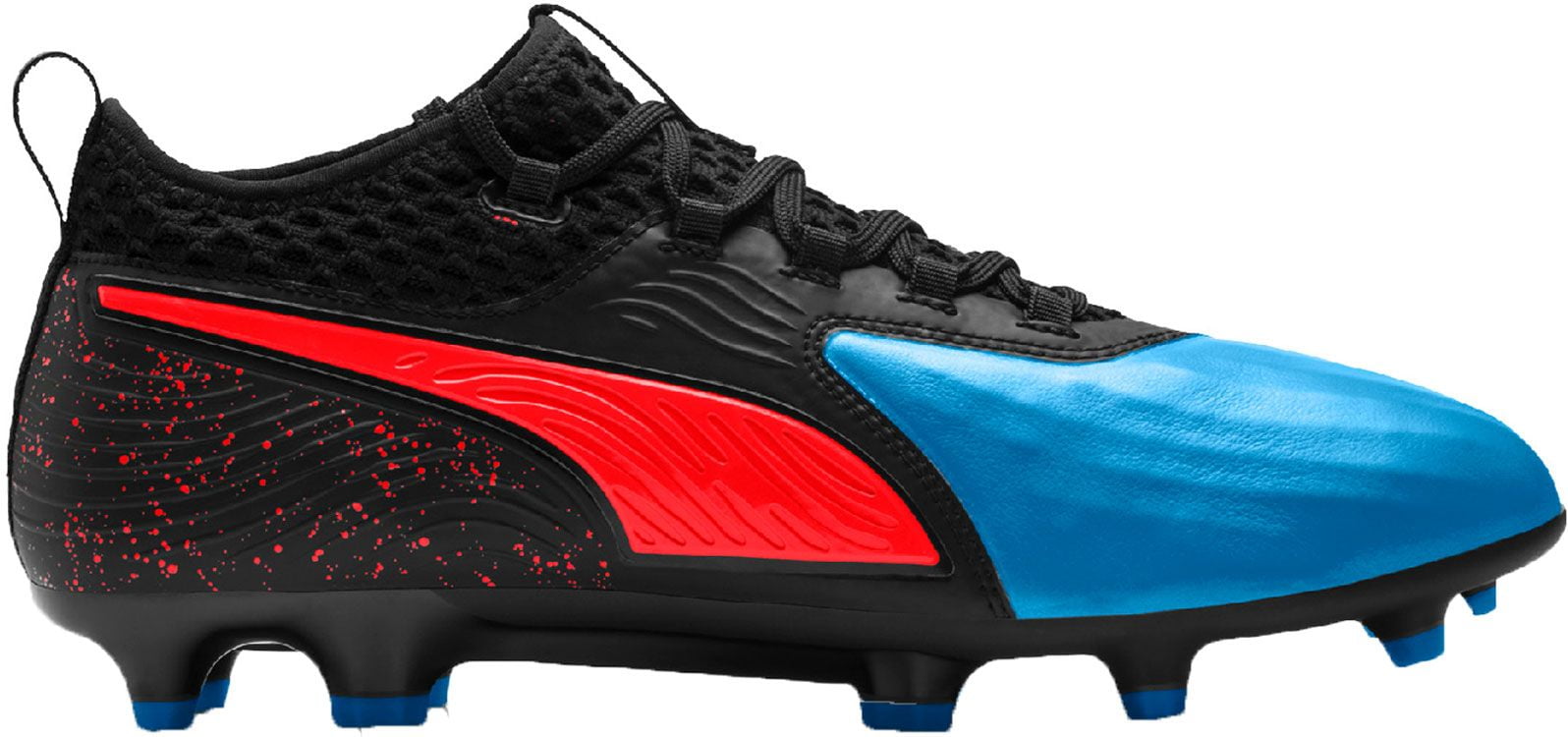 puma two different colored cleats