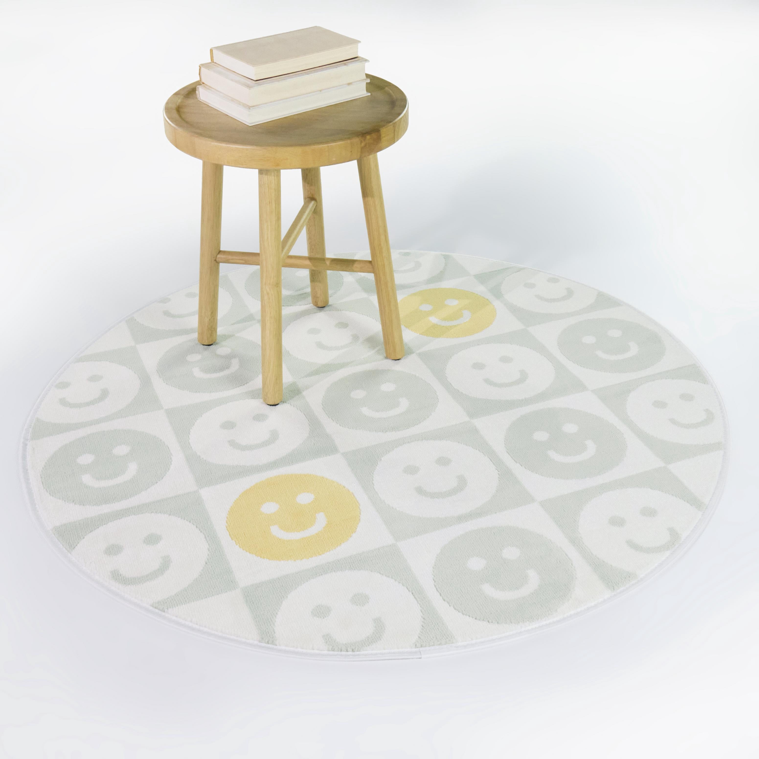 Mainstays Checkered Happy Face Youth Indoor Rug, 4x4