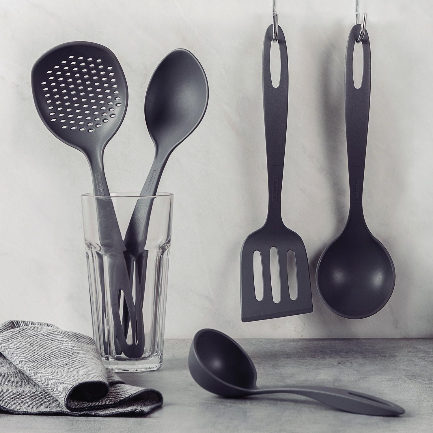 Tramontina Every Chef Nylon 5 Pc Utensils Set in Black