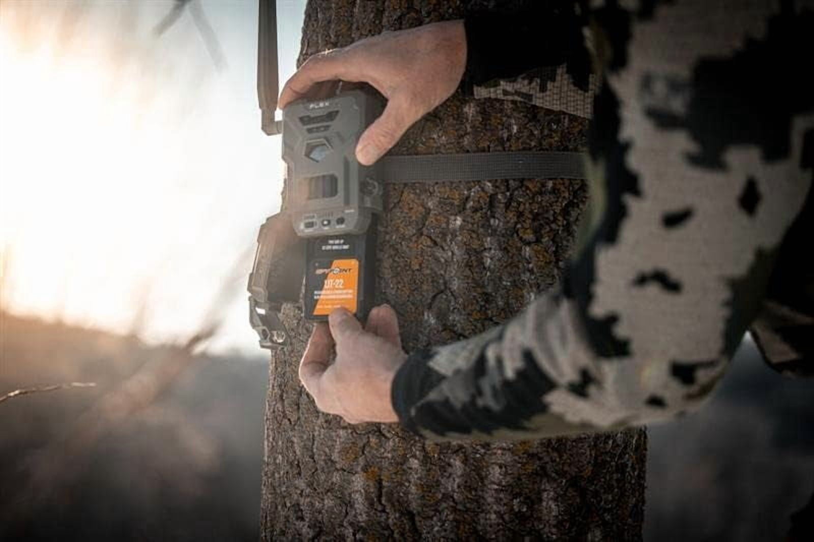 SPYPOINT Rechargeable 7.4V Lithium Battery Pack for Trail Camera with 5.4 amp-Hours and AC Charging Cable