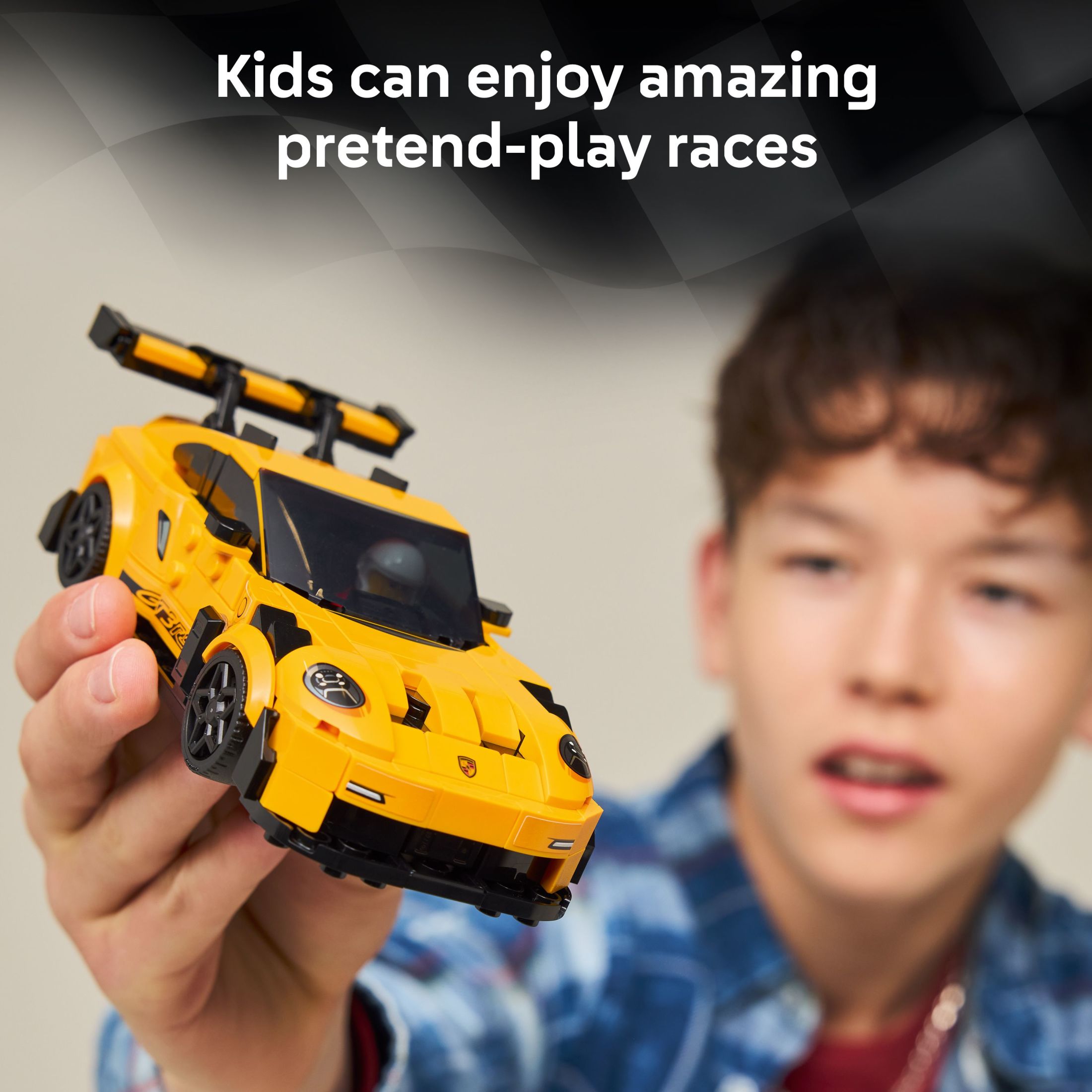 LEGO Speed Champions Porsche 911 GT3 RS Coche Súper Deportivo de Juguete - Kit de Modelo y Juguete de Juego de Imaginación para Niños y Niñas, Mayores de 9 Años - Set de Construcción de Coche Deportivo para Niños y Fans de las Carreras - Idea de Regalo para Cumpleaños - 77239 4