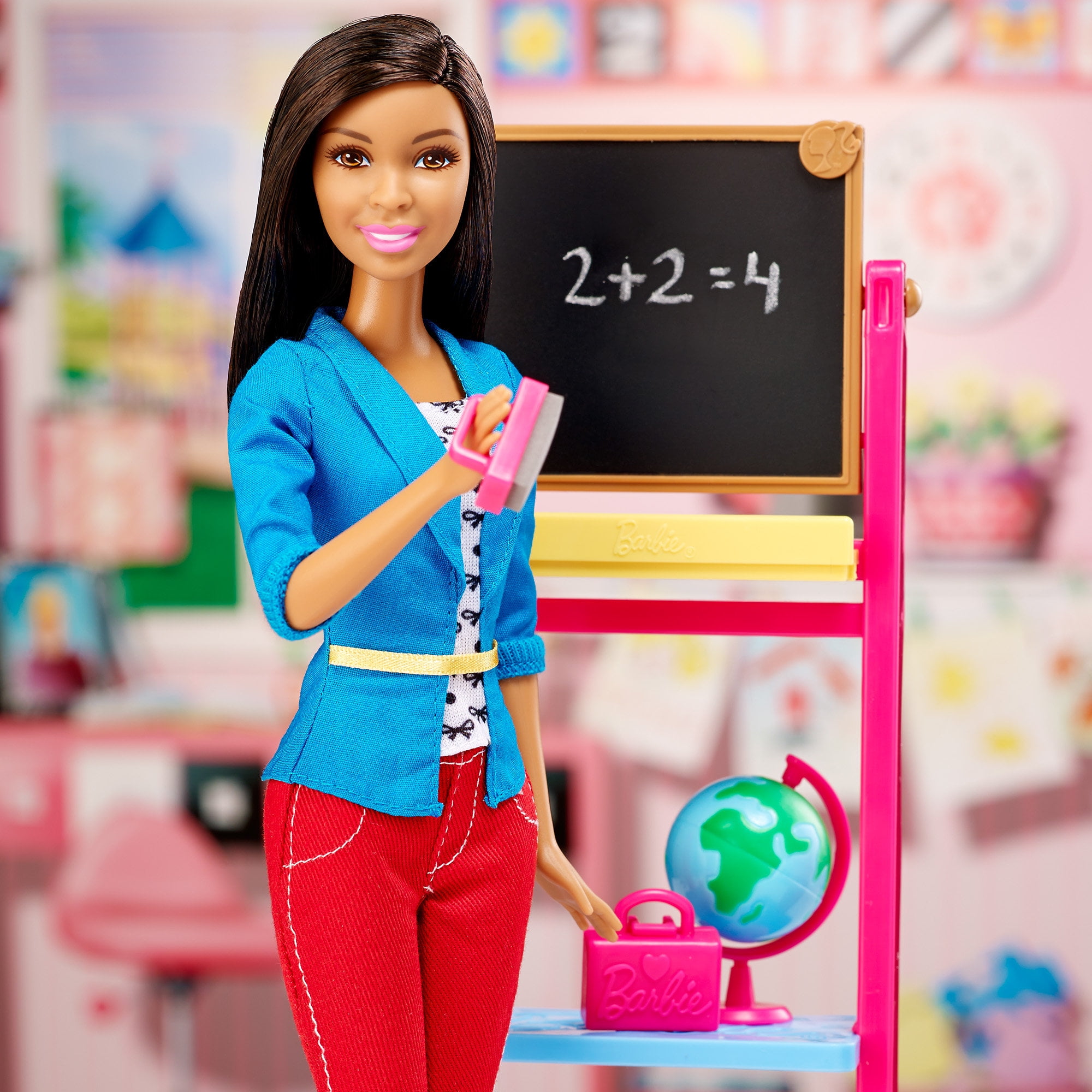 Мозги училки купить. Кукла Барби учитель. Барби учительница. Школа для кукол Барби.