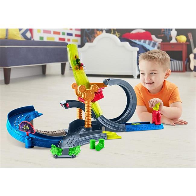 mickey and the roadster racers track set