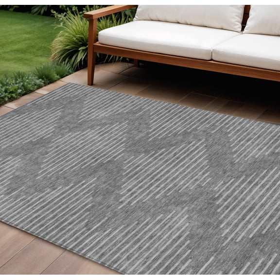 HomeRoots 598547 8 x 10 ft. Charcoal & Silver Geometric Washable Indoor & Outdoor Rectangle Area Rug