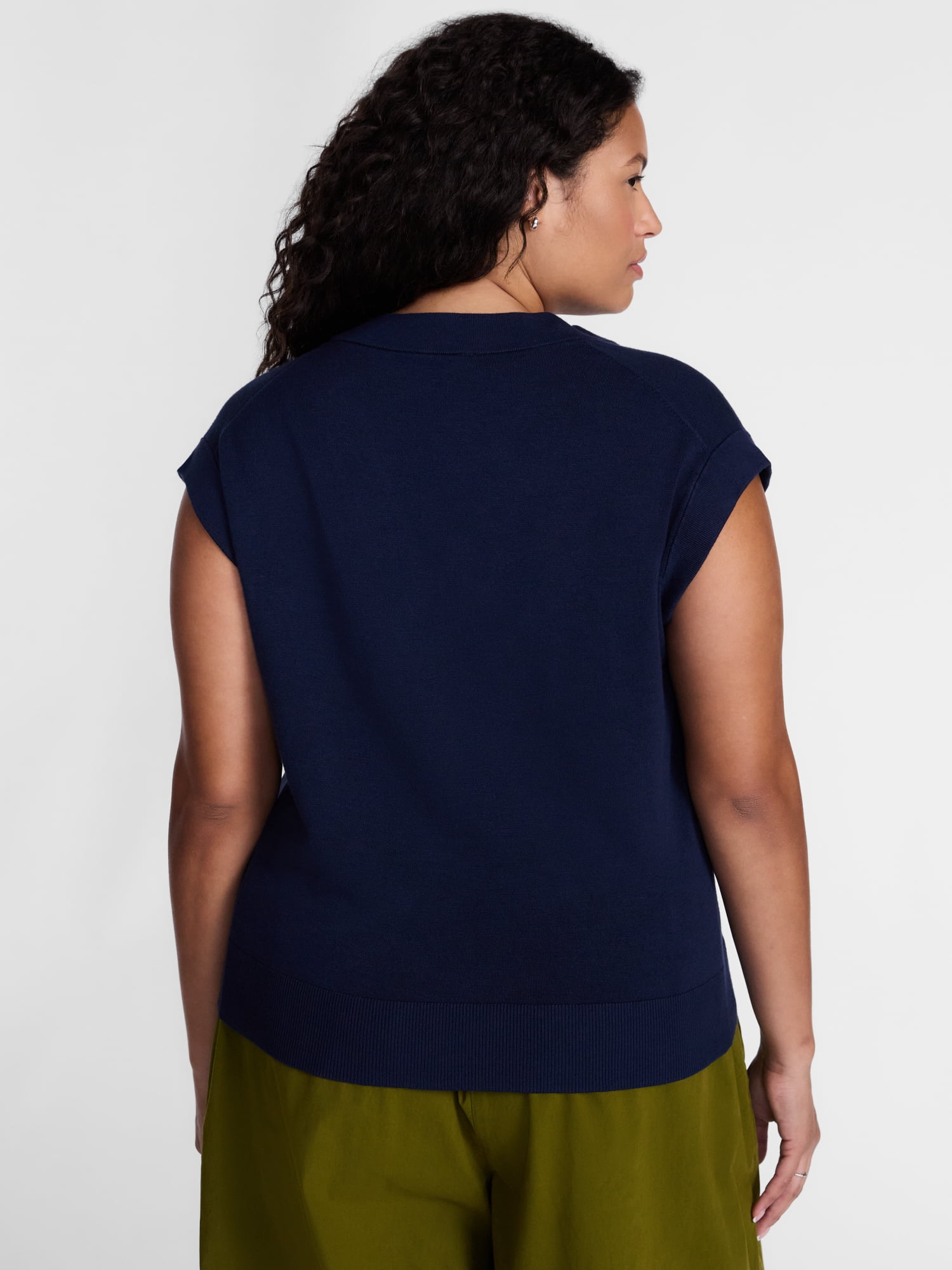 Terra & Sky Women's Plus Ribbed Sleeveless V Neck Sweater Top, Sizes 0X-5X