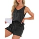thumbnail image 4 of Conjunto de pijama de 2 piezas de tank top de satén y shorts con frente plisado para mujer INSPIRE CHIC, talla XS, color negro, 4 of 5