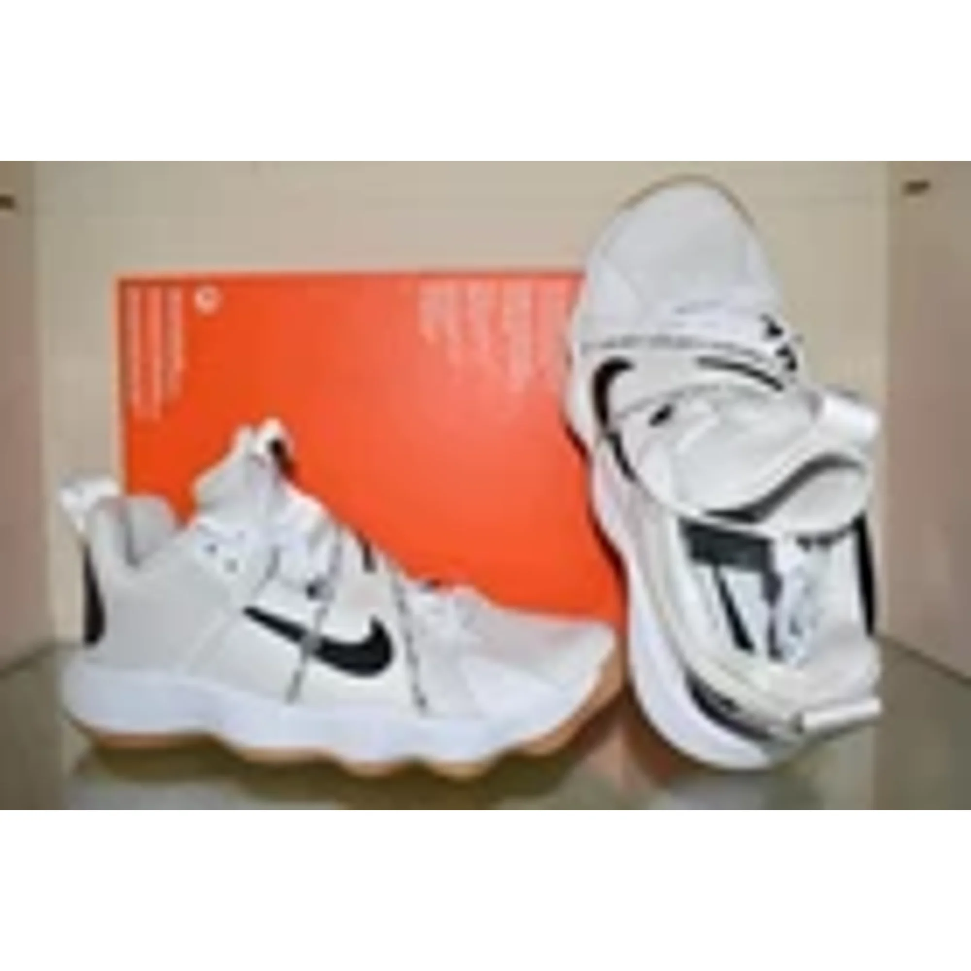 All Sizes - NEW Nike React Hyperset Volleyball Shoes White/Black CI2955-100 Nike React HYPERSET Adult Volleyball Shoes CI2955 100 White  main image 3