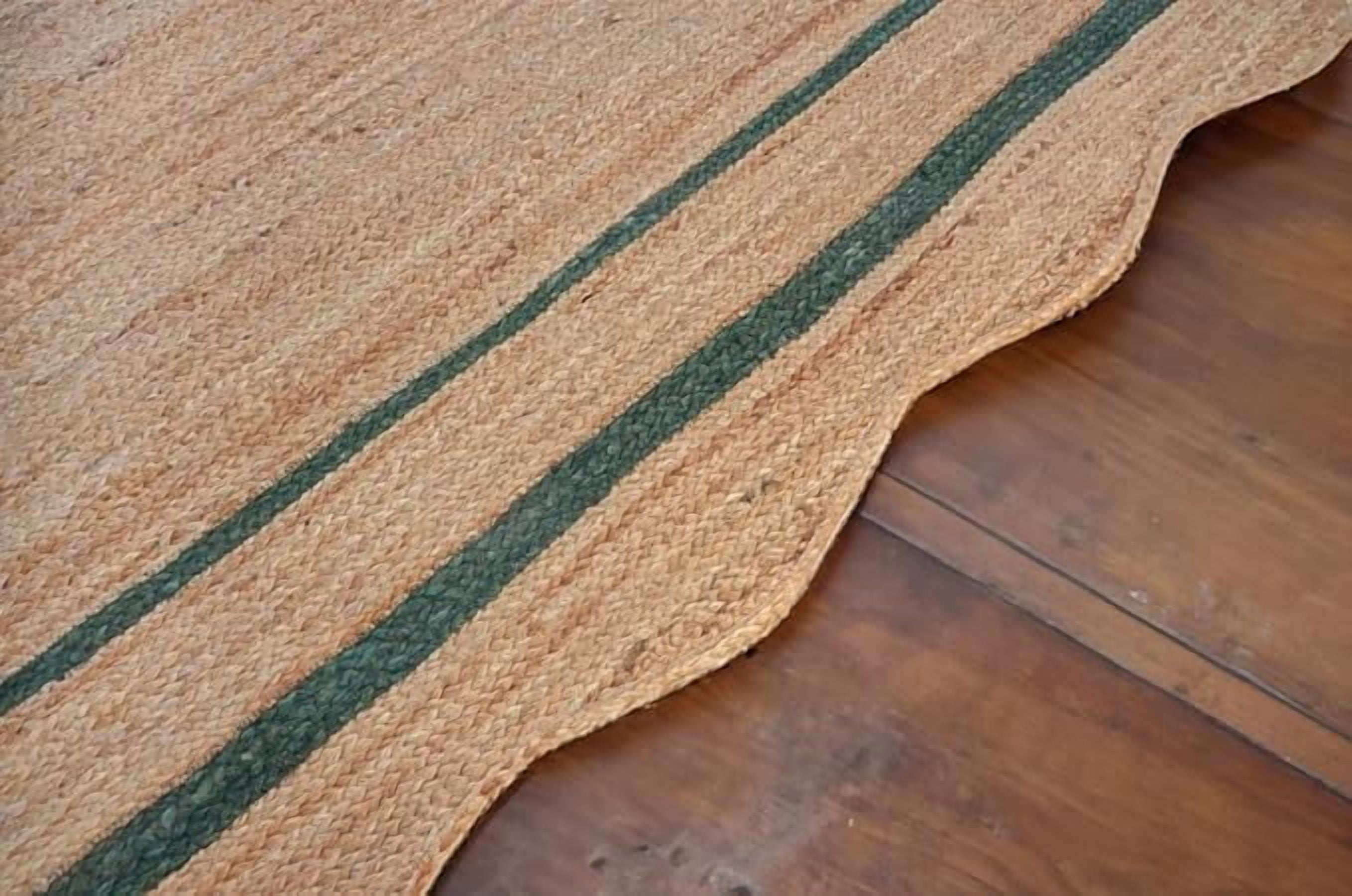 3 Ft Square Green Border Premium Scalloped Jute Rug – Handcrafted Natural Braided Carpet for Living Room, Bedroom, Entryway – Boho Home Decor