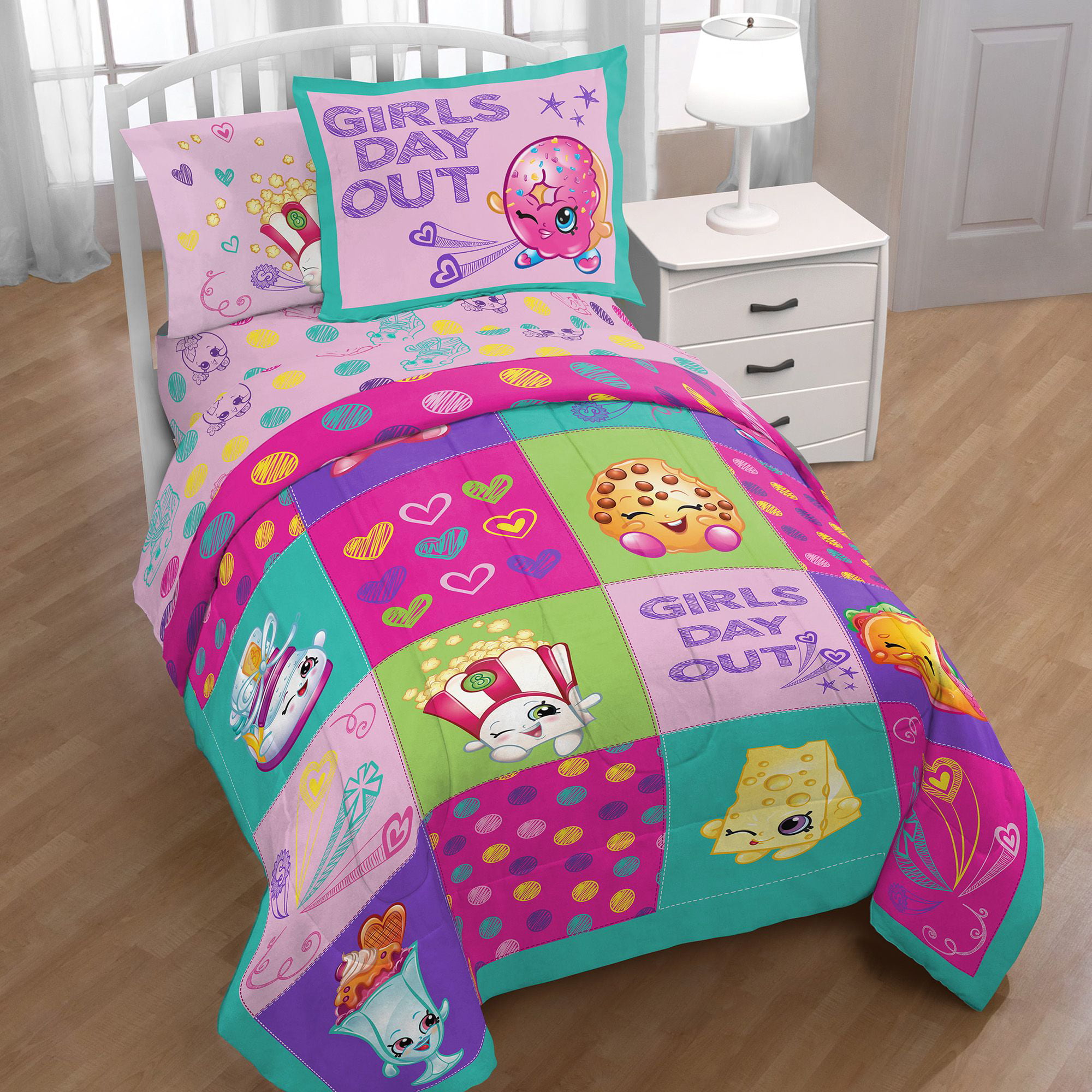86" x 64" Shopkins Girls Twin Bed Comforter 