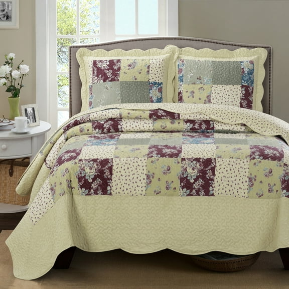 Tania Oversize Coverlet Floral Patchwork Print Reversible Wrinkle-Free Set : Full/Queen