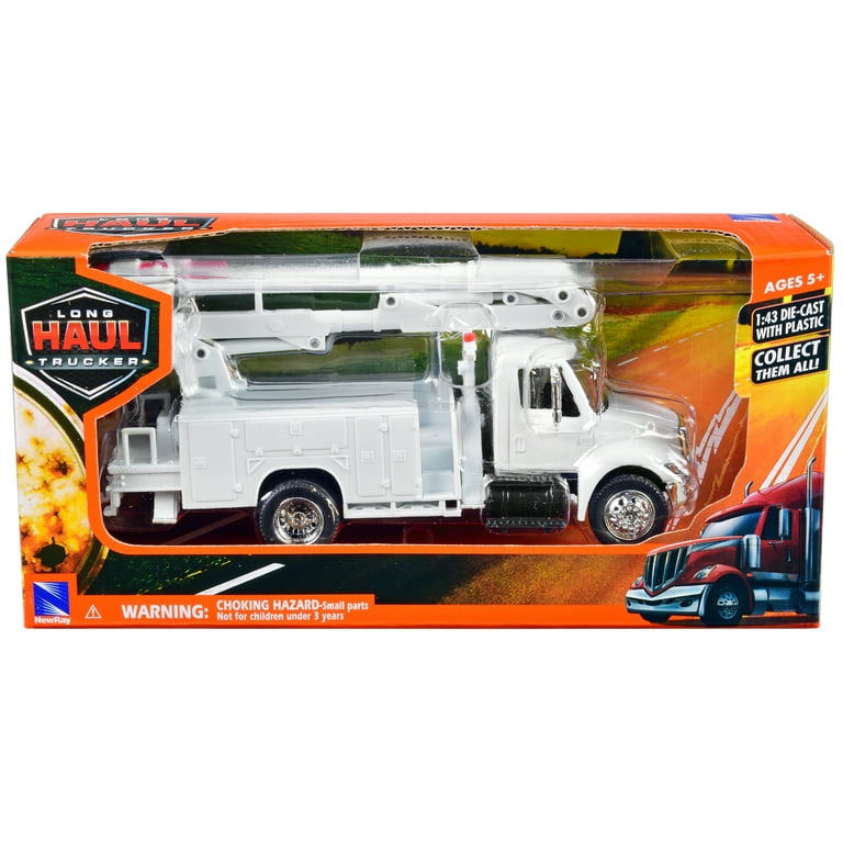 International 4200 Long Haul Trucker Series White Line