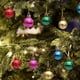 thumbnail image 4 of Juego de 12 colgantes de árbol de Navidad de 3 cm con diseño de extraterrestre., 4 of 5