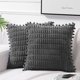 thumbnail image 1 of 2 paquetes de fundas de almohada decorativas de 18 x 18 pulgadas con pompones para sofá, cama, sala de estar, decoración del hogar estilo bohemio de granja, 1 of 4