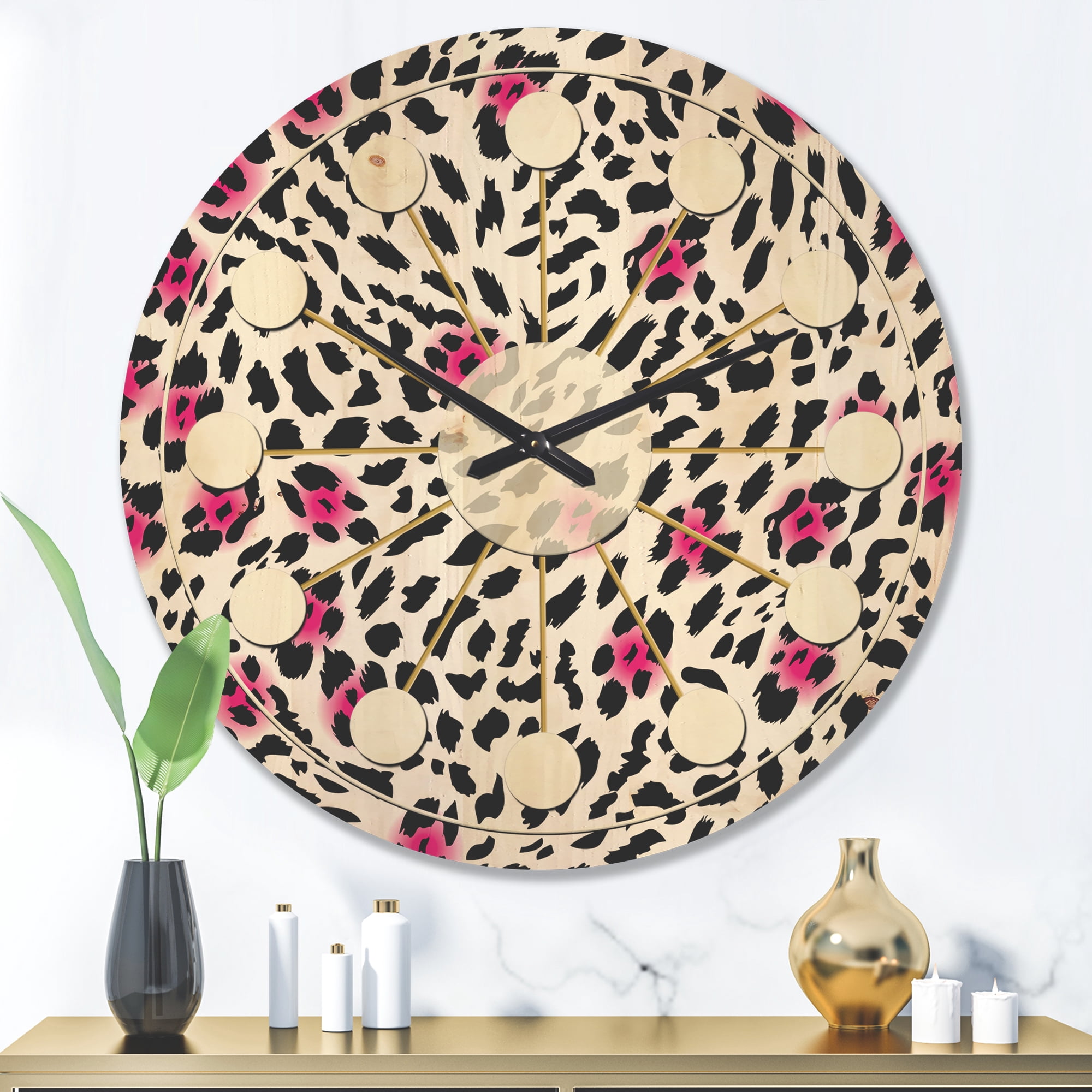 Designart 'Glam Leopard Retro Pattern' Mid-Century Modern Wood Wall Clock