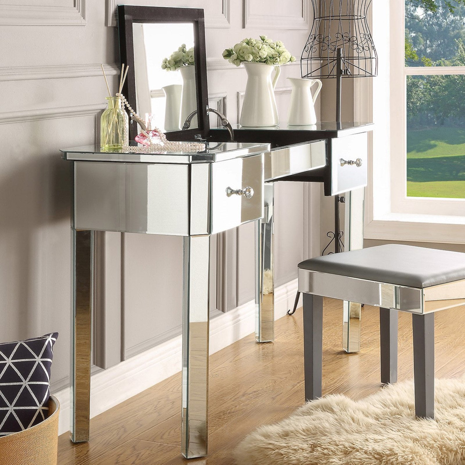 Inspired Home Ivette Mirrored Lift Top Bedroom Vanity