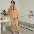 thumbnail image 1 of Ropa para el hogar Traje de primavera para mujer de color sólido Pijama informal de cuello redondo y manga larga Jersey de color caramelo Pantalones casuales para mujer, 1 of 6