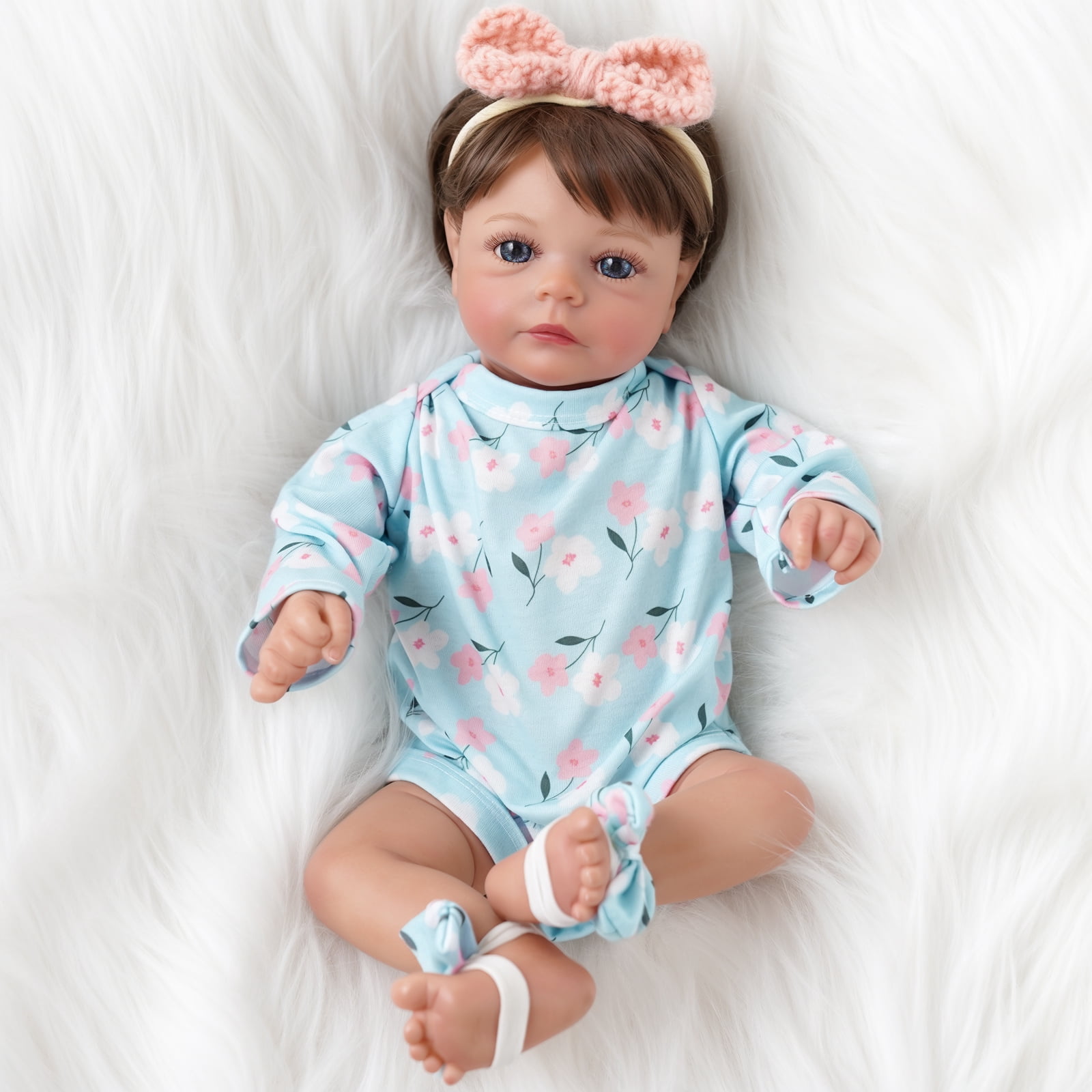 RSG 17-inch Lifelike Reborn Baby Doll girl，Realistic-Newborn Baby Dolls with  Soft Cloth Body，Playful Real Life Baby Dolls with Gift Box for Kids Age 3 +