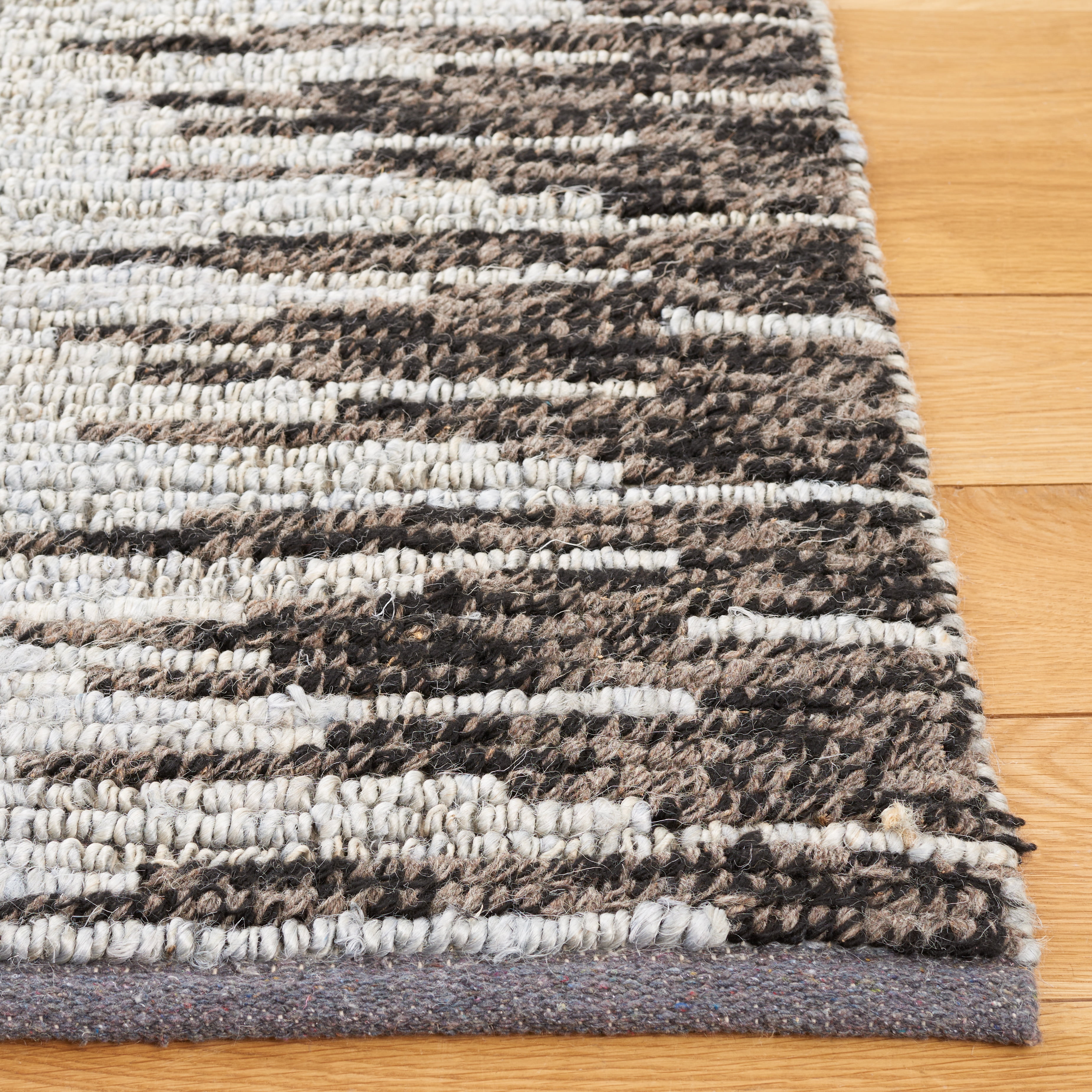 SAFAVIEH Natural Fiber Jake Abstract Area Rug, Light Blue/Black, 6' x 9'