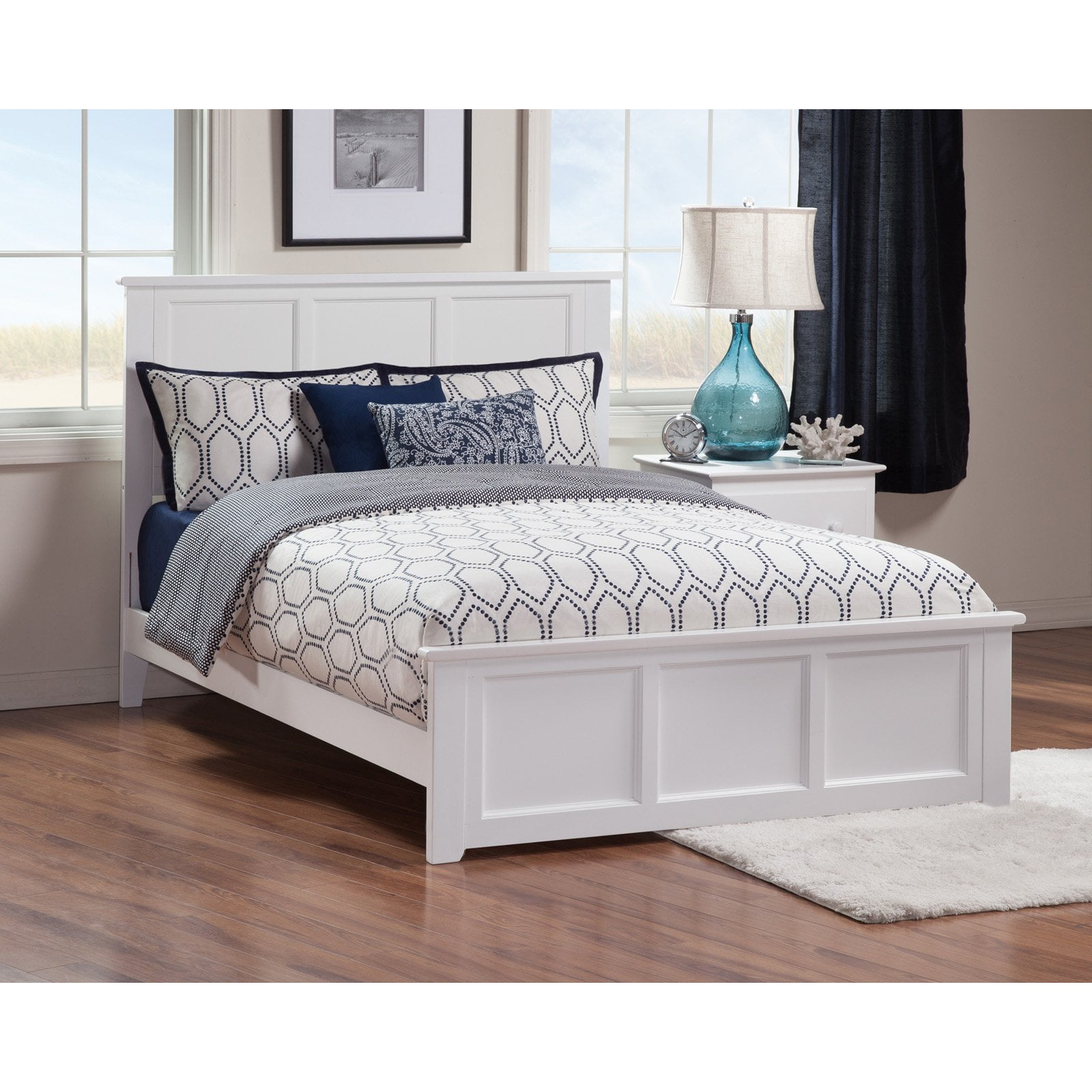 Madison King Traditional Bed In White Com Madison King Traditional Bed In White