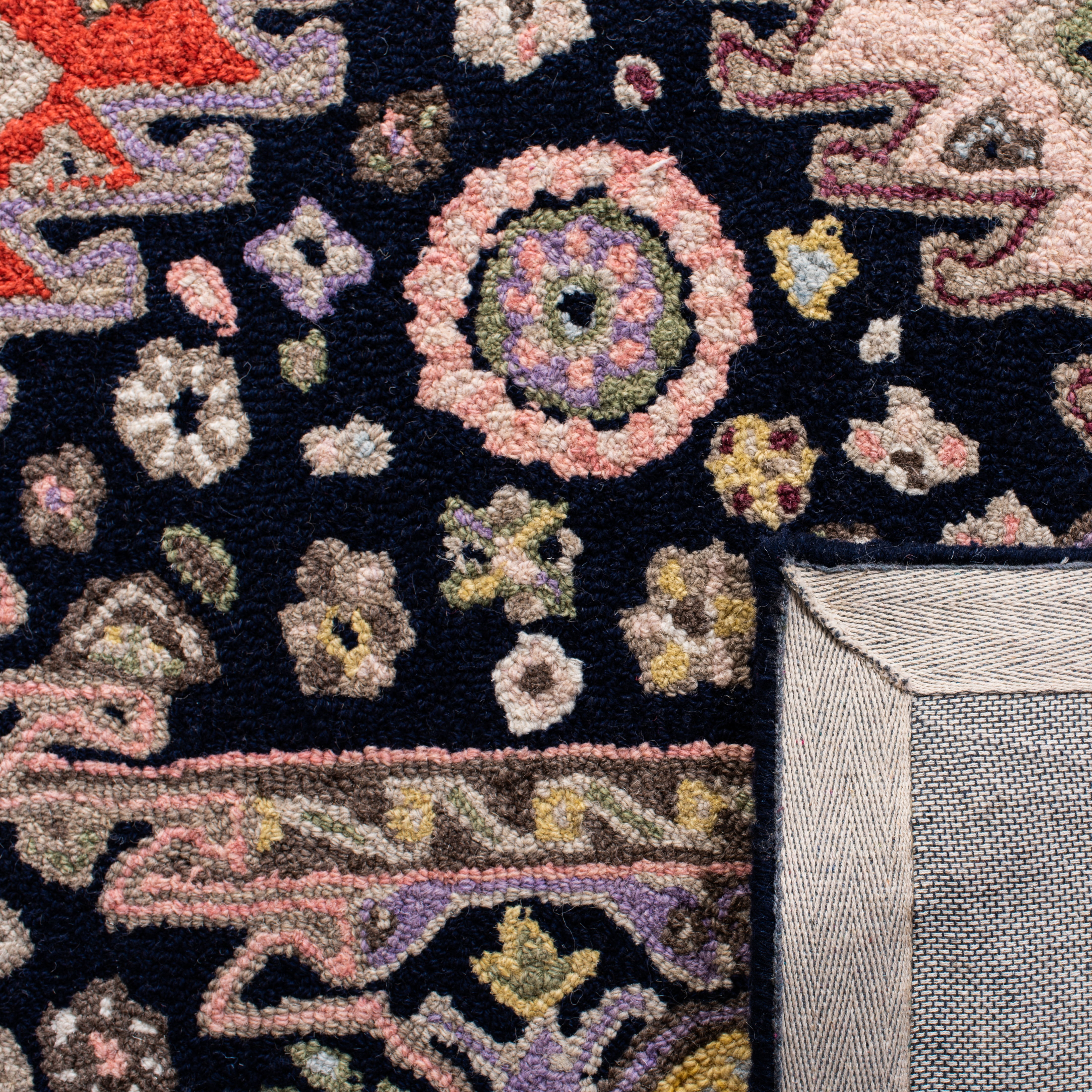 SAFAVIEH Bellagio Caolan Floral Wool Runner Rug, Navy/Sage, 2'3" x 7'