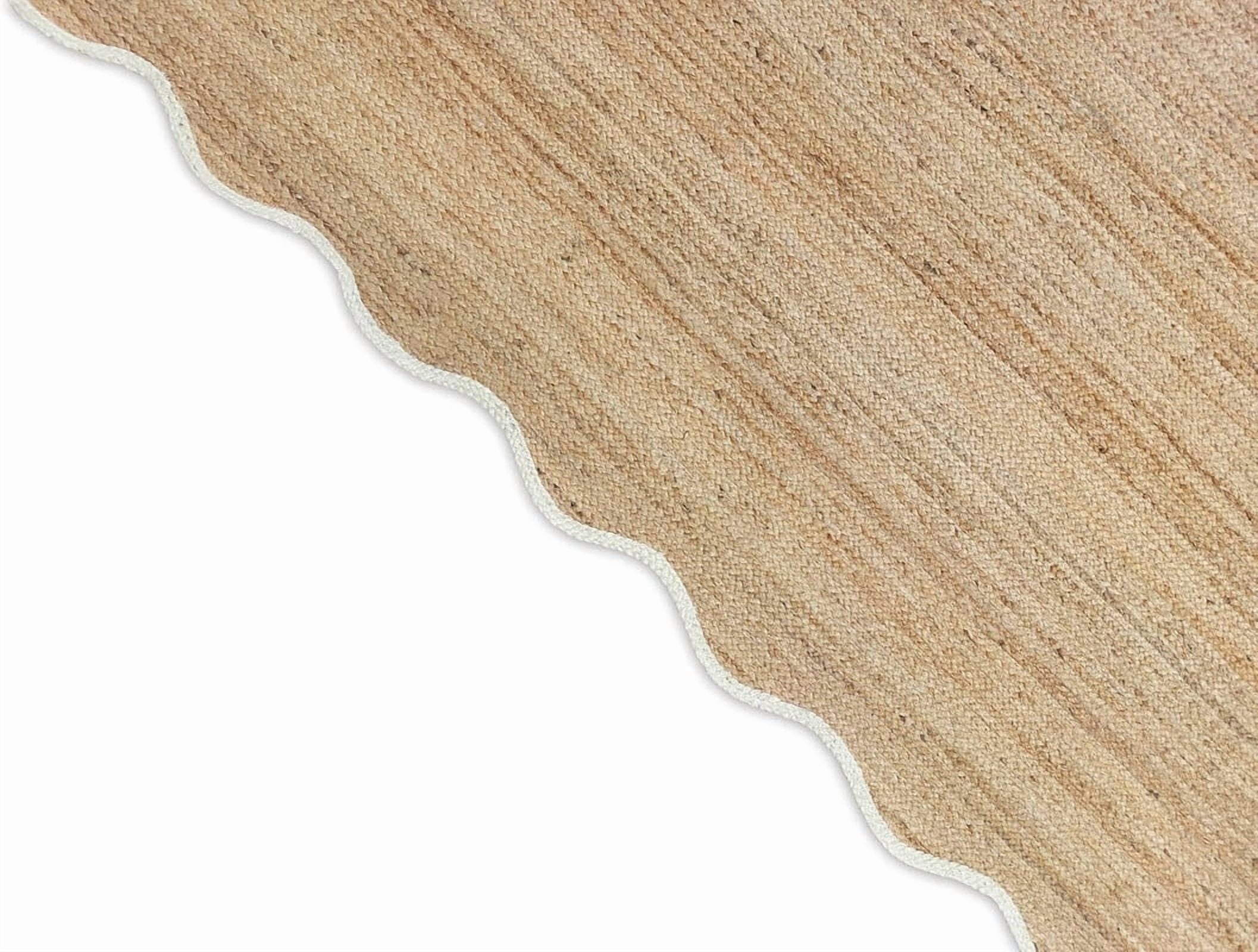 KLAVATE Natural Jute Hand Braided Scalloped Wave Edge Farmhouse Jute Rug