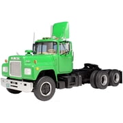 AMT Mack R685ST Semi Tractor 1/25 Scale Model Kit