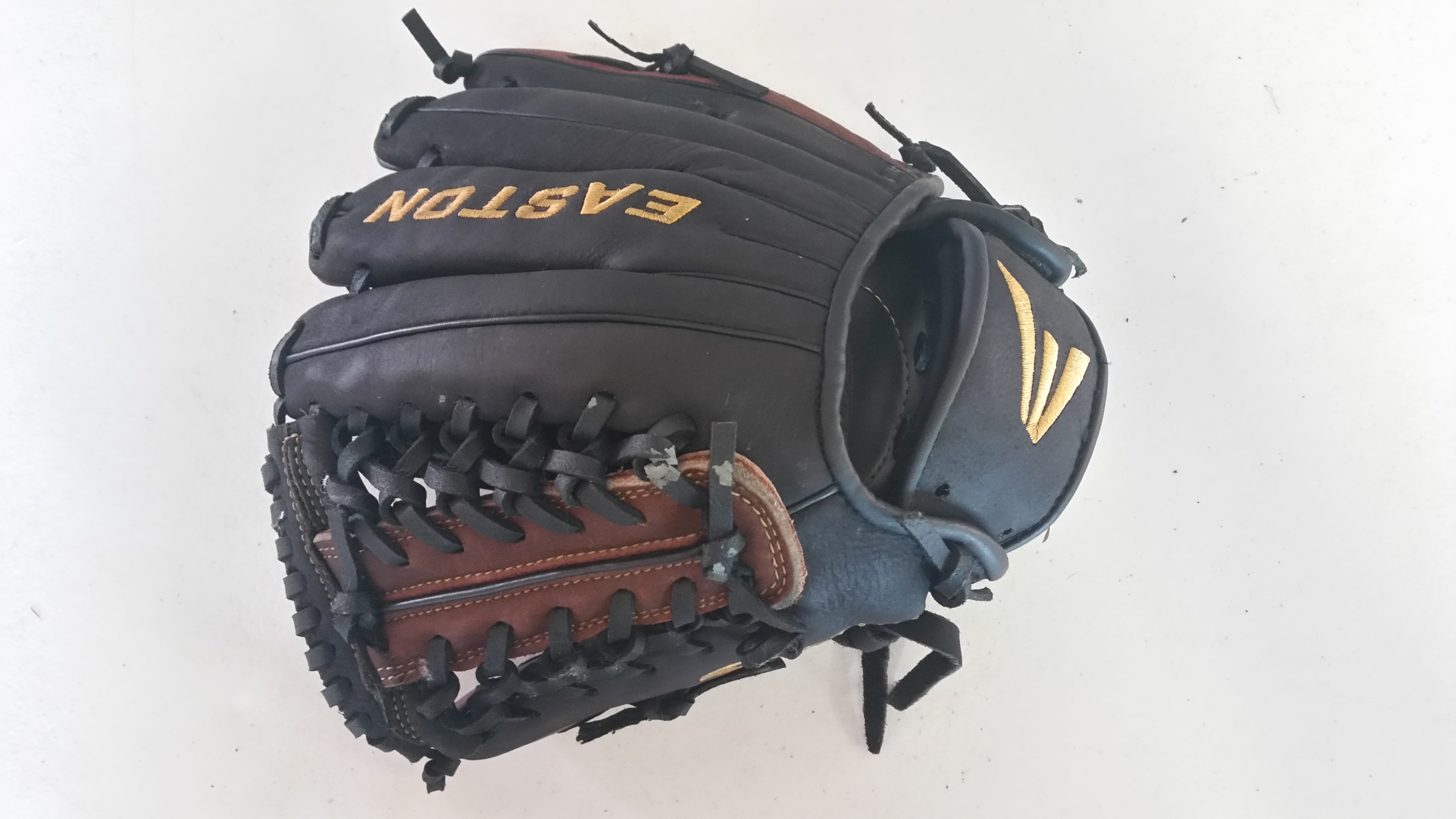 easton rival glove