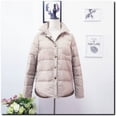 thumbnail image 1 of Chaqueta corta ligera de plumón de pato blanco con cuello de camisa artístico para mujer, de color liso, con cuello cuadrado, combinable con todo, 1 of 6