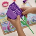 thumbnail image 4 of Playset de Floristería Play-Doh con 27 accesorios, 4 of 7