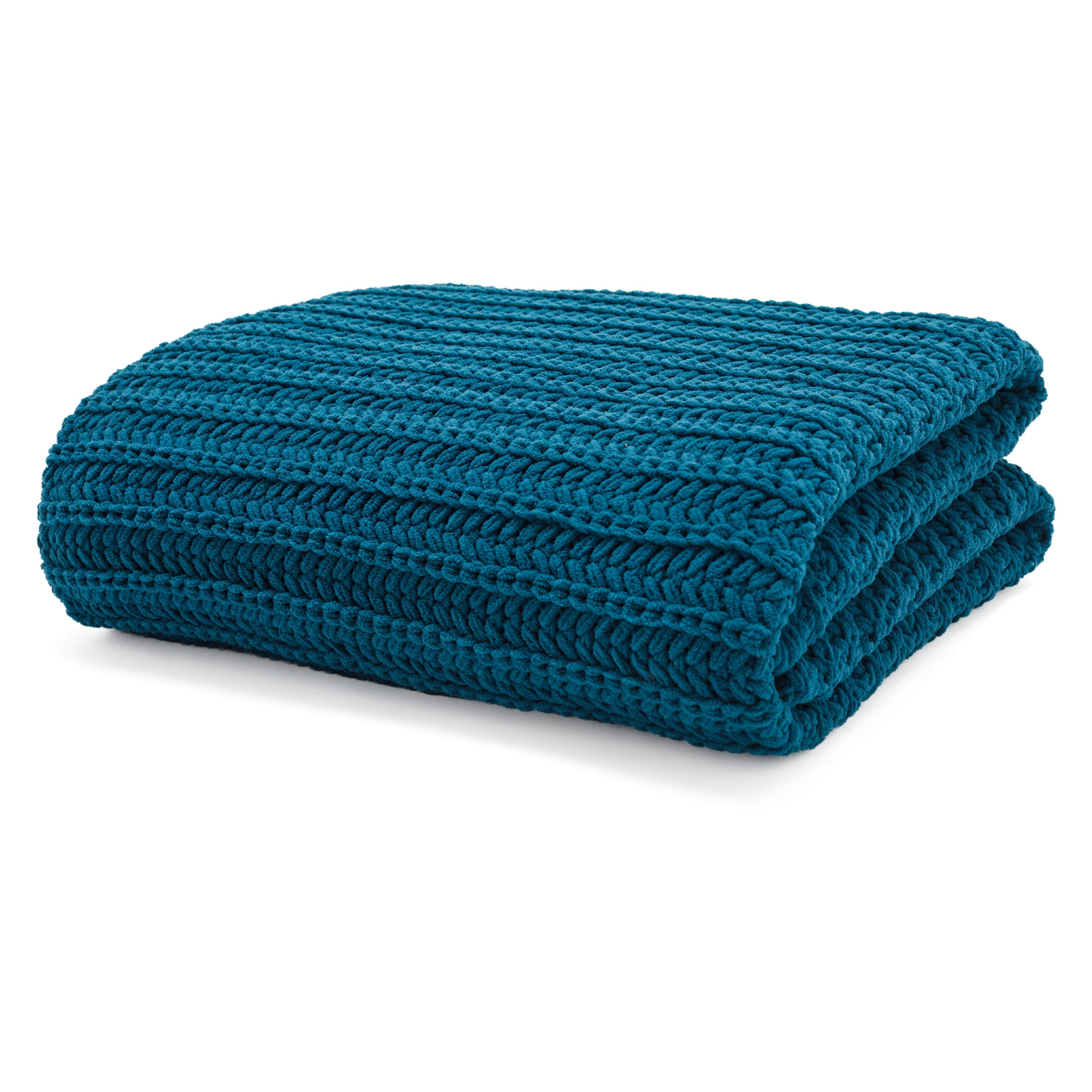 MoDRN Chenille Throw