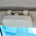 thumbnail image 2 of Estuche para gafas de sol para automóvil, organizador de almacenamiento de tapa dura con clip protector automotriz universal Abs con cierre magnético y abrazadera para tarjeta doble, blanco, 2 of 5