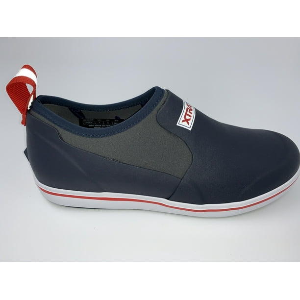 xtratuf slippers
