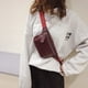 thumbnail image 4 of Bolso de hombro con patrón de cocodrilo para mujer Paquetes de cinturón de pecho (rojo vino), 4 of 6