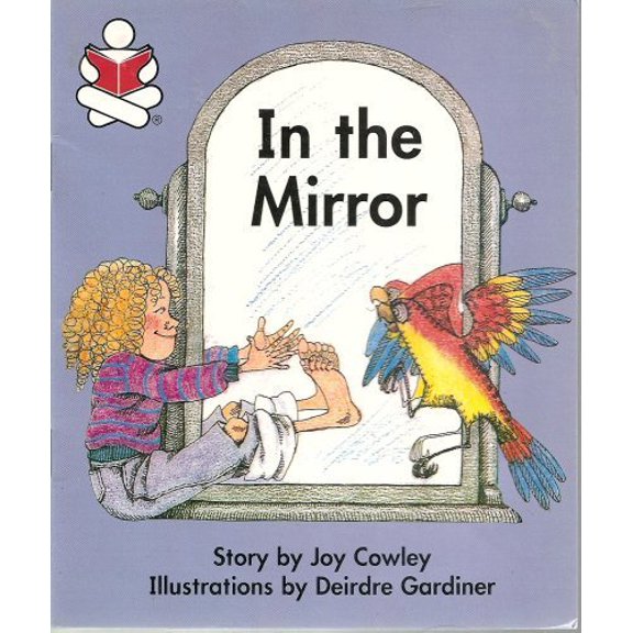 Pre-Owned In the Mirror (The Story Box, Level 1, Set A) (Paperback) 0780274067 9780780274068