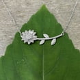 thumbnail image 4 of SIfdSeng Sprawled Sunflower Pendant, Versatile, Diamond-Encrusted Clavicle Chain, 4 of 9