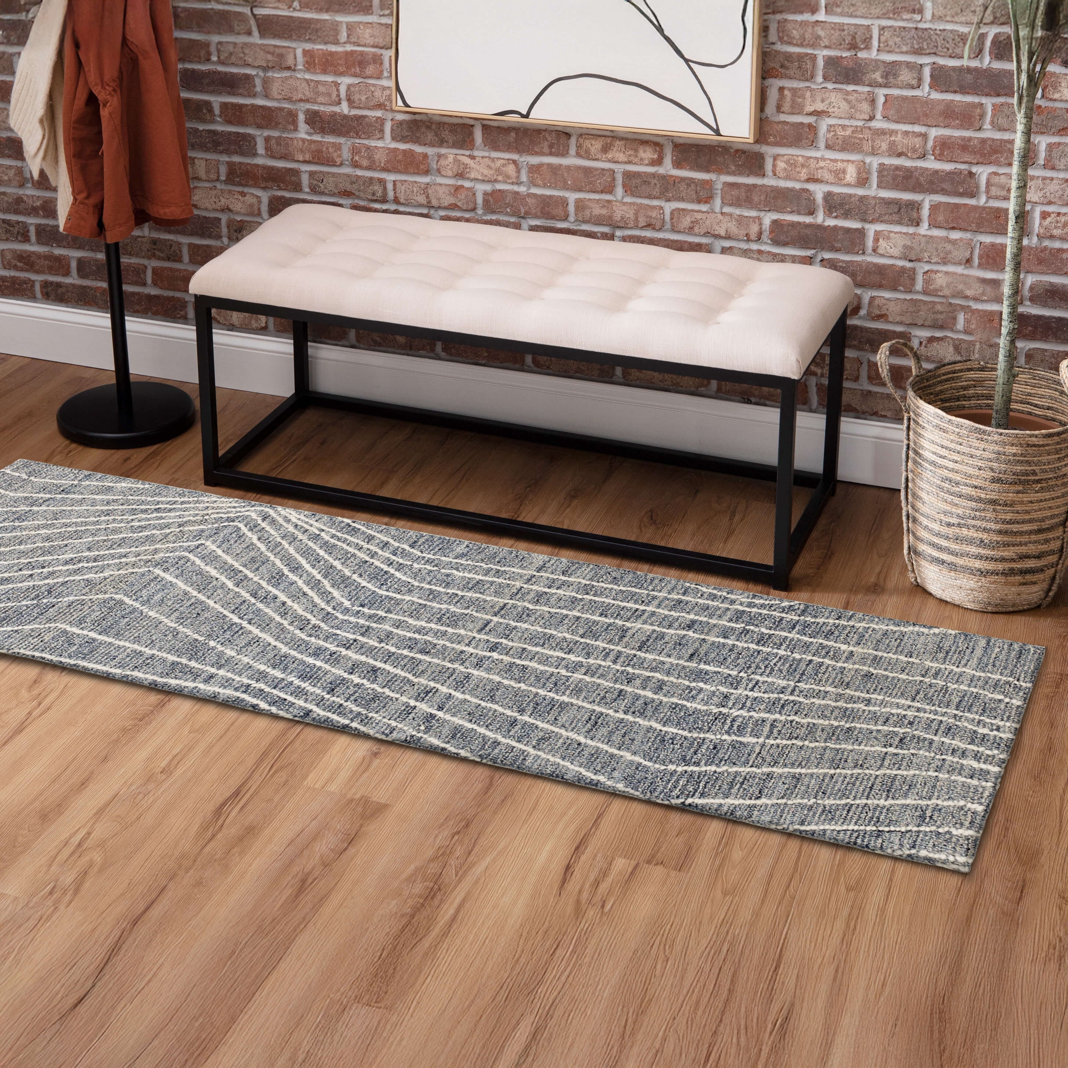 Mainstays Wool Lines Plush Indoor Fade Resistant Tufted Area Rug, Navy, 1'10" x 6'