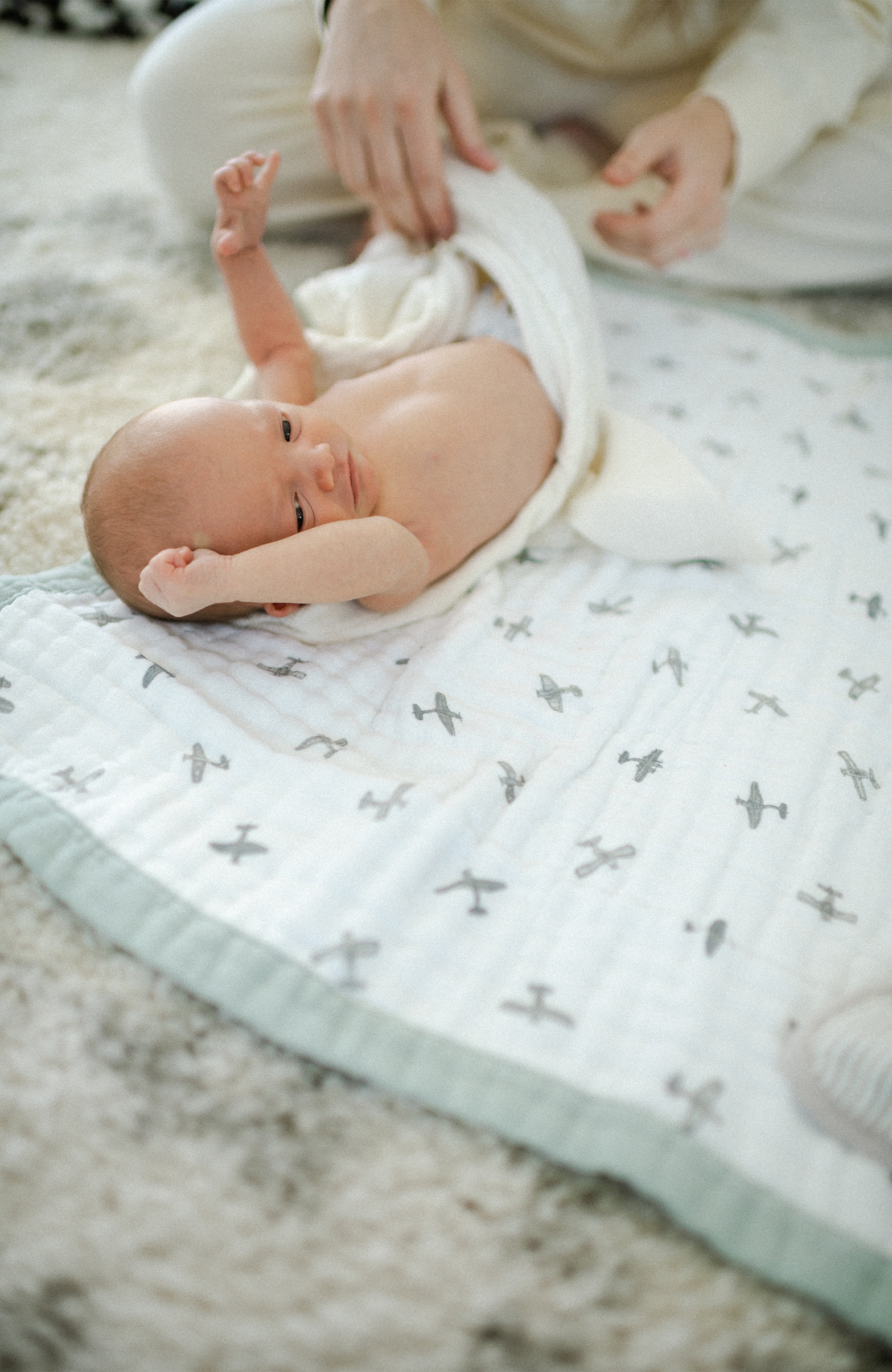 Little Unicorn Organic Cotton Muslin Baby Quilt- Pewter Planes