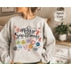 thumbnail image 4 of Sudadera con estampado de Merry Swiftmas para mujer, camisa de Navidad, suéter con temática de las Eras, regalo para fanáticos, 4 of 4