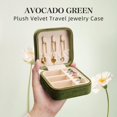 thumbnail image 2 of Joyero TAIMY Travel pequeño de terciopelo de felpa para mujer, color verde, 2 of 6