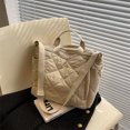 thumbnail image 4 of Bolso Hombro Invierno Bolsos Mujer Acolchados Con Entramado Rombal para El (blanco), 4 of 9