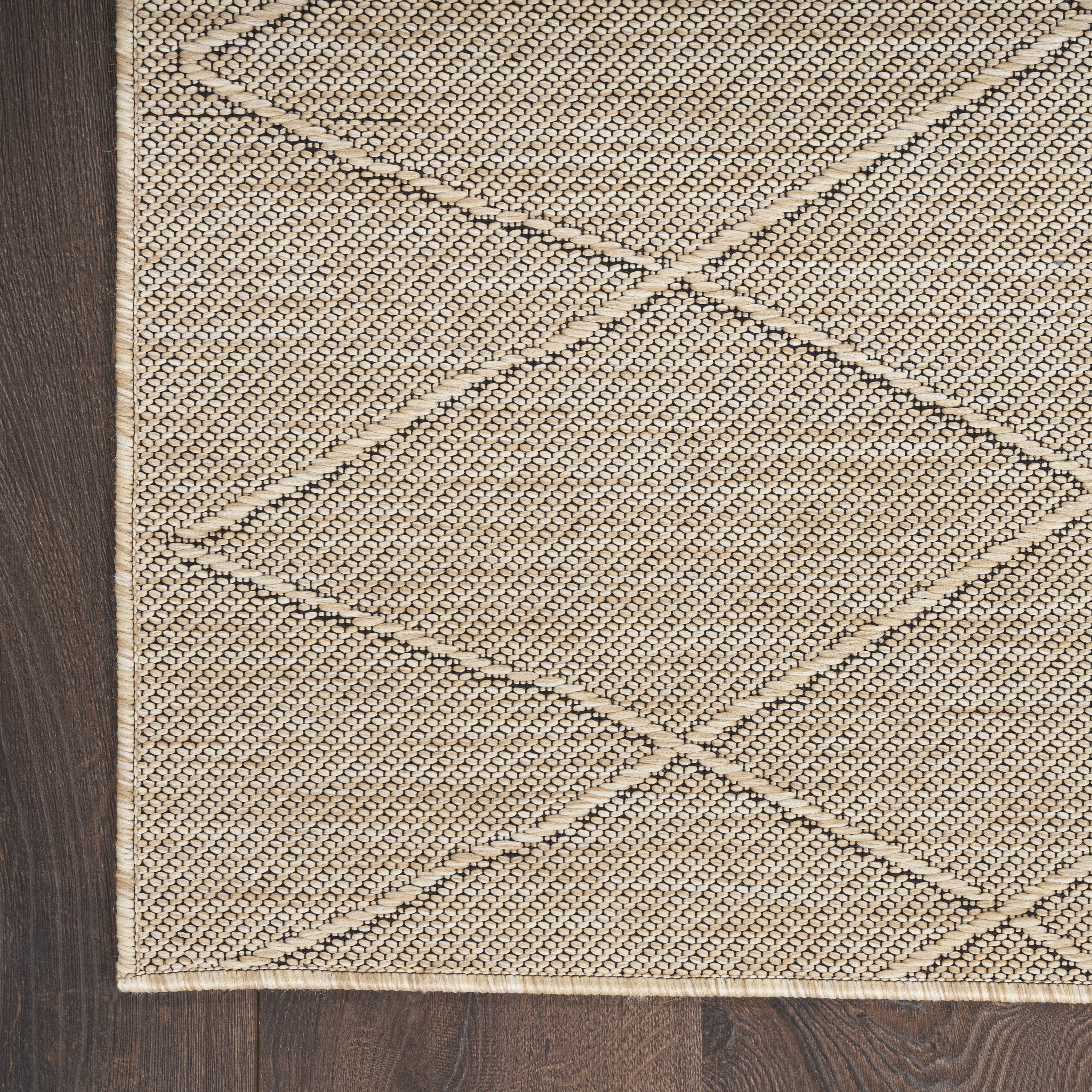 Nourison Washable Solutions Indoor/Outdoor Natural 4' x 6' Area Rug (4x6)