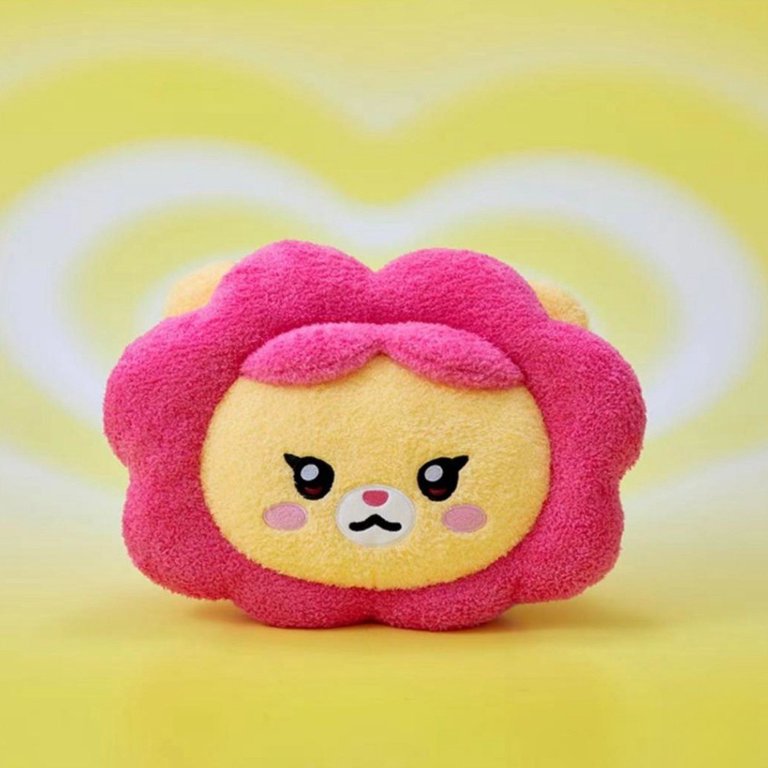 gidle ウギ　クッション G)I-DLE Minini Face Shape Flat Cushion – LINE FRIENDS SQUARE