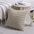 thumbnail image 2 of Fundas de Almohada Decorativas YONGSHENG 2 Paquetes Color Topo 18.0 x 18.0 in Pompones, 2 of 5