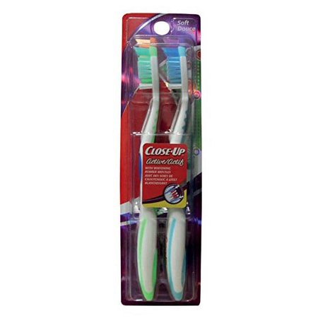 Close Up Toothbrushes Soft 4 Pack