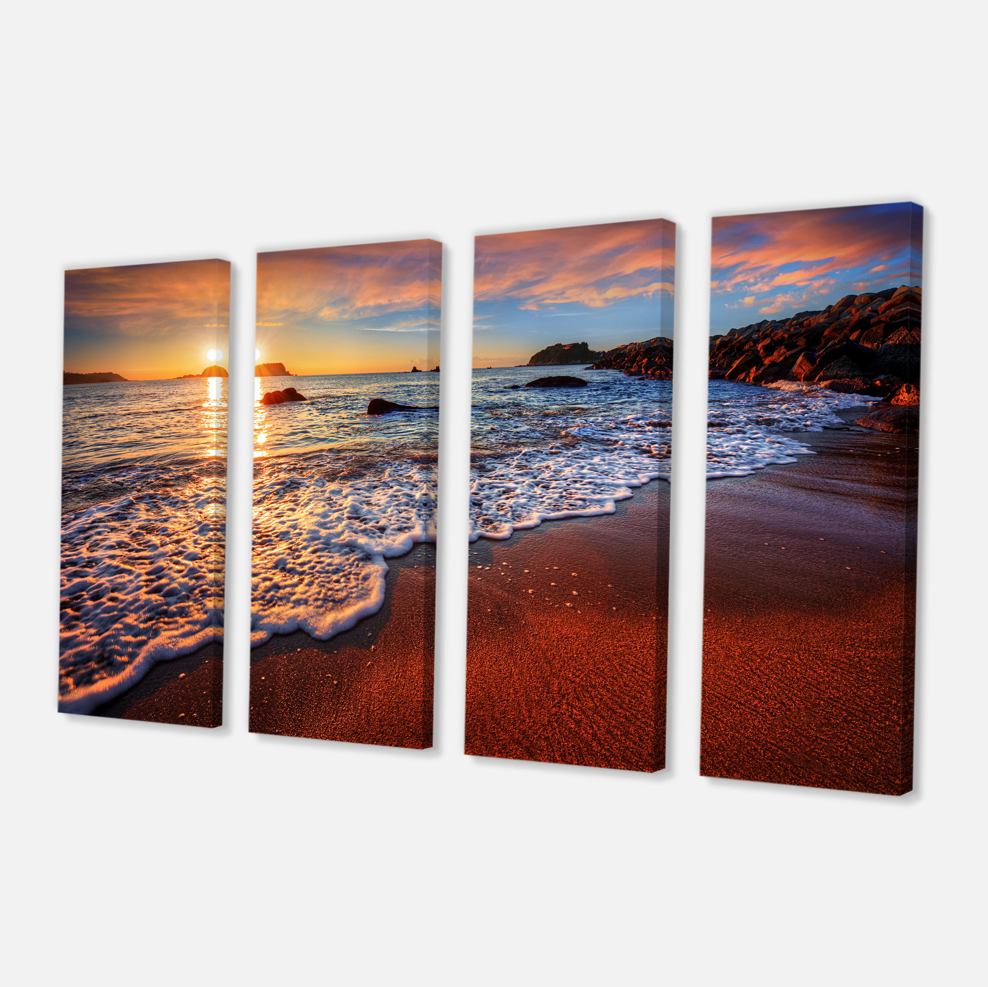 Designart 'Stunning Ocean Beach at Sunset ' Seashore Canvas Art Print