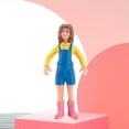 thumbnail image 1 of Figuras 1:25th Perfecl Modelo de Personas Diorama Pintado a Mano 1pc Chica en Amarillo B, 1 of 8