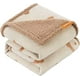 thumbnail image 1 of FEANDREA Manta impermeable para perros reversible lavable a máquina 152x127 cm, 1 of 6